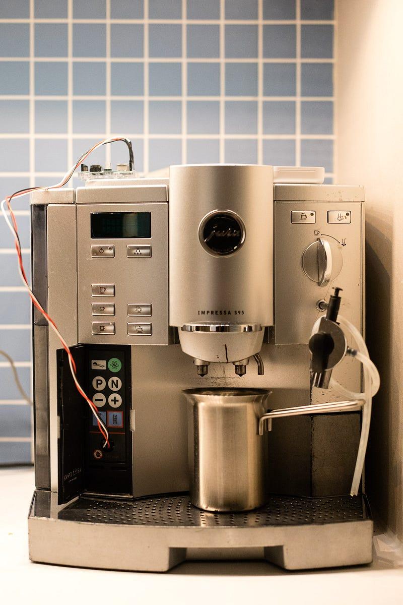 Remote Control your Jura Impressa S95 Coffee Maker with Siri via Homekit and Arduino